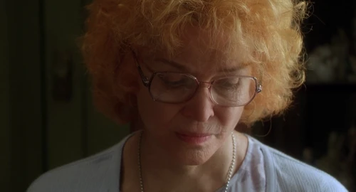 Still frame 44 from Requiem for a Dream (2000) directed by Darren Aronofsky