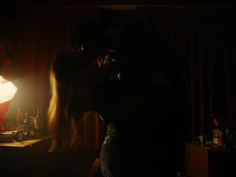 Still frame 24 from Saltburn (2023) directed by Emerald Fennell
