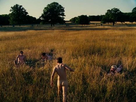 Still frame 53 from Saltburn (2023) directed by Emerald Fennell