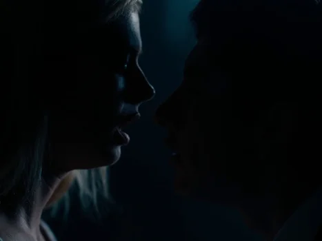 Still frame 64 from Saltburn (2023) directed by Emerald Fennell