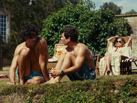 Still frame 82 from Saltburn (2023) directed by Emerald Fennell