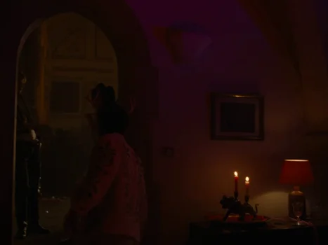 Still frame 95 from Saltburn (2023) directed by Emerald Fennell