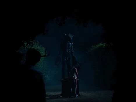 Still frame 99 from Saltburn (2023) directed by Emerald Fennell
