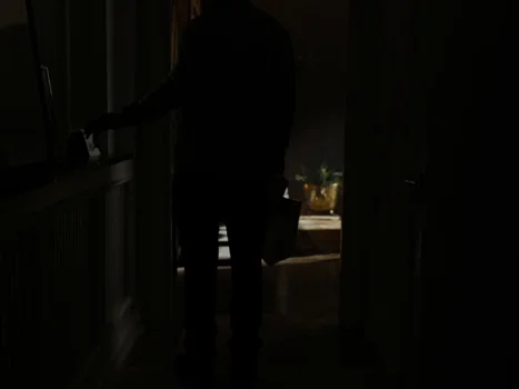 Still frame 127 from Saltburn (2023) directed by Emerald Fennell