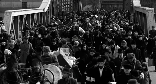 Still frame 20 from Schindler's List (1993) directed by Steven Spielberg