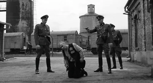 Still frame 103 from Schindler's List (1993) directed by Steven Spielberg