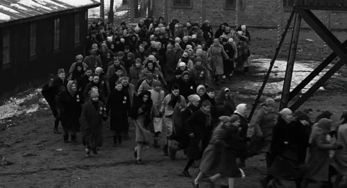 Still frame 185 from Schindler's List (1993) directed by Steven Spielberg