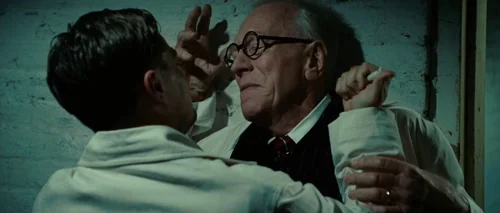 Still frame 119 from Shutter Island (2010) directed by Martin Scorsese
