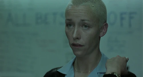 Still frame 69 from Snatch (2000) directed by Guy Ritchie