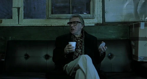 Still frame 110 from Snatch (2000) directed by Guy Ritchie