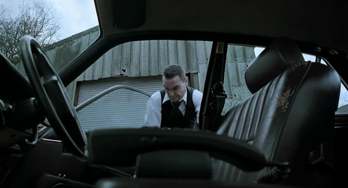 Still frame 116 from Snatch (2000) directed by Guy Ritchie