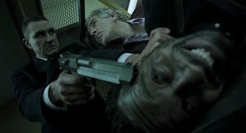 Still frame 123 from Snatch (2000) directed by Guy Ritchie