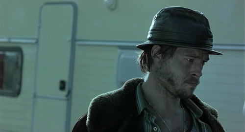 Still frame 130 from Snatch (2000) directed by Guy Ritchie