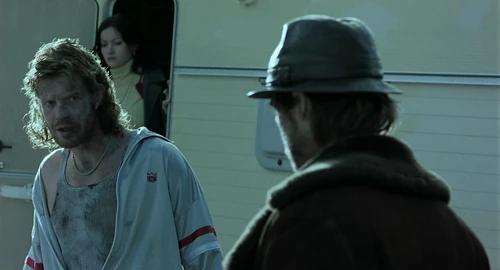 Still frame 131 from Snatch (2000) directed by Guy Ritchie