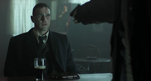 Still frame 152 from Snatch (2000) directed by Guy Ritchie