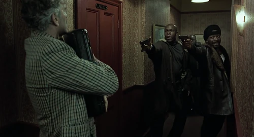 Still frame 154 from Snatch (2000) directed by Guy Ritchie