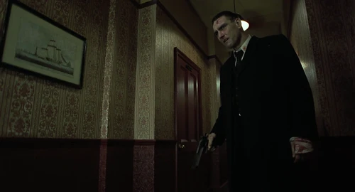 Still frame 157 from Snatch (2000) directed by Guy Ritchie