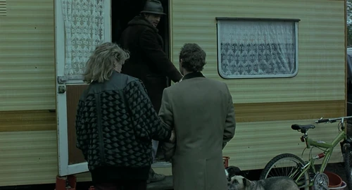 Still frame 32 from Snatch (2000) directed by Guy Ritchie