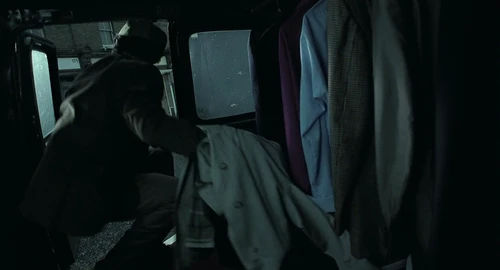 Still frame 51 from Snatch (2000) directed by Guy Ritchie