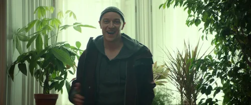 Still frame 16 from Split (2016) directed by M. Night Shyamalan