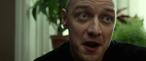 Still frame 37 from Split (2016) directed by M. Night Shyamalan