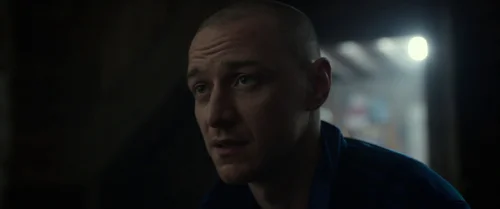 Still frame 44 from Split (2016) directed by M. Night Shyamalan