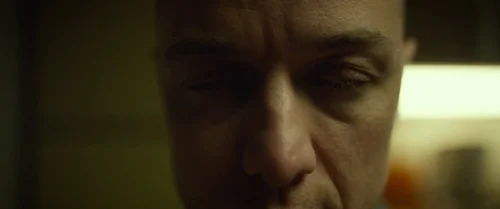 Still frame 68 from Split (2016) directed by M. Night Shyamalan