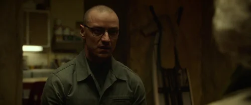 Still frame 69 from Split (2016) directed by M. Night Shyamalan
