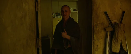 Still frame 83 from Split (2016) directed by M. Night Shyamalan