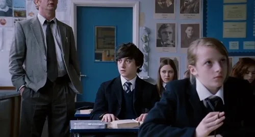 Still frame 7 from Submarine (2010) directed by Richard Ayoade