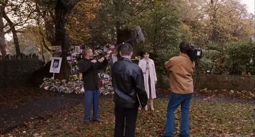 Still frame 6 from Submarine (2010) directed by Richard Ayoade