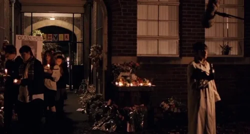 Still frame 9 from Submarine (2010) directed by Richard Ayoade