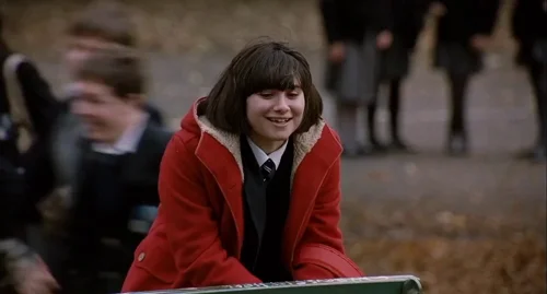 Still frame 16 from Submarine (2010) directed by Richard Ayoade