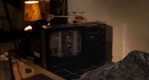 Still frame 23 from Submarine (2010) directed by Richard Ayoade