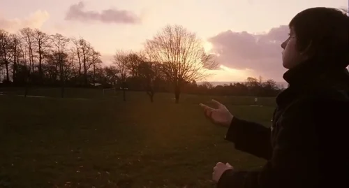 Still frame 35 from Submarine (2010) directed by Richard Ayoade