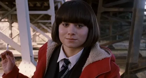 Still frame 39 from Submarine (2010) directed by Richard Ayoade