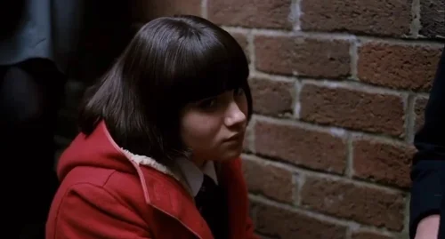 Still frame 50 from Submarine (2010) directed by Richard Ayoade