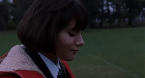 Still frame 51 from Submarine (2010) directed by Richard Ayoade