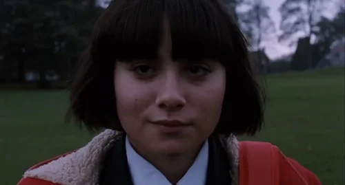 Still frame 53 from Submarine (2010) directed by Richard Ayoade