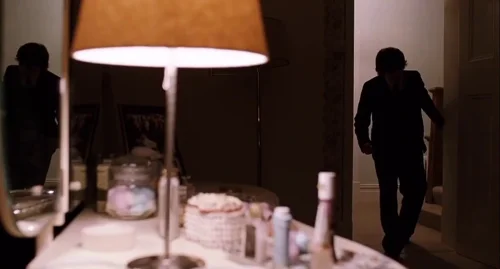 Still frame 57 from Submarine (2010) directed by Richard Ayoade