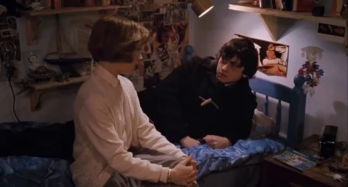 Still frame 61 from Submarine (2010) directed by Richard Ayoade