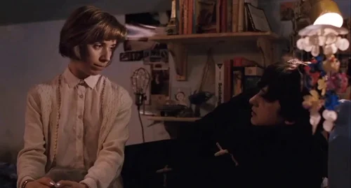 Still frame 59 from Submarine (2010) directed by Richard Ayoade