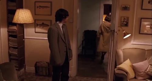 Still frame 83 from Submarine (2010) directed by Richard Ayoade