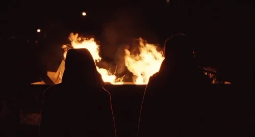 Still frame 142 from Submarine (2010) directed by Richard Ayoade