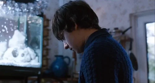 Still frame 149 from Submarine (2010) directed by Richard Ayoade