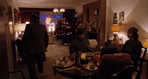 Still frame 159 from Submarine (2010) directed by Richard Ayoade