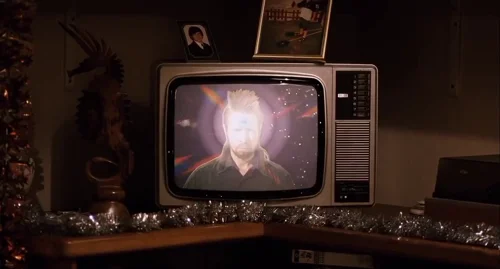 Still frame 166 from Submarine (2010) directed by Richard Ayoade