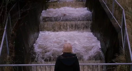 Still frame 206 from Submarine (2010) directed by Richard Ayoade