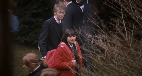 Still frame 205 from Submarine (2010) directed by Richard Ayoade
