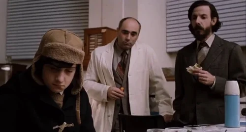 Still frame 208 from Submarine (2010) directed by Richard Ayoade